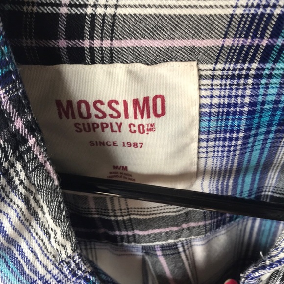 Flannel - Picture 3 of 4